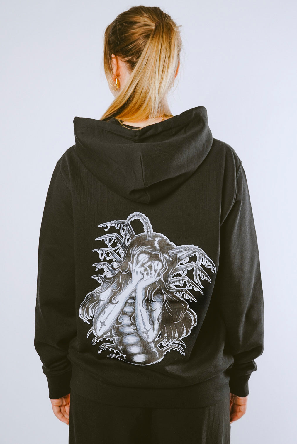 Hoodie - Divi - OMUKADE